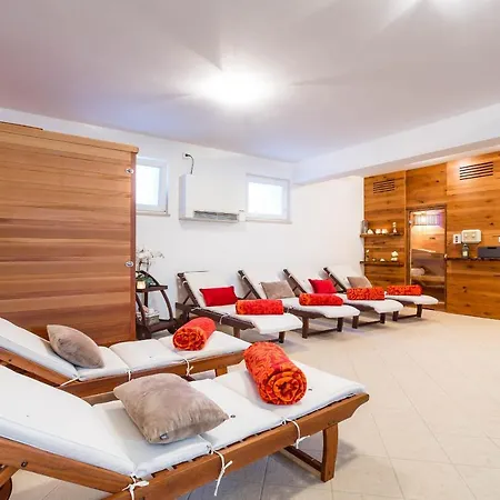 וילה Kamenica Kras